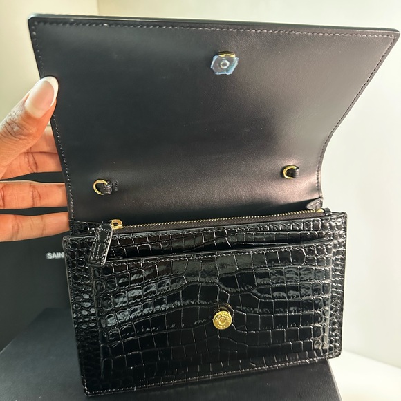 Saint Laurent Sunset Chain Wallet Bag Crocodile Embossed Shiny Leather (BLK/G) - Picture 10 of 15